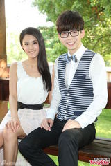 组图：胡夏和人妻宋纪妍跳舞 称电力太强