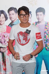 组图：《全球热恋》香港宣传 郭富城工作度中秋