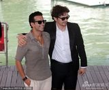 组图：《萨尔》发布会 詹姆斯-弗兰科惹粉丝尖叫