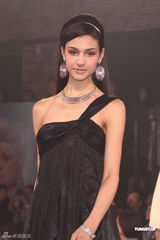 组图：白歆惠否认为情消瘦 现阶段渴望新恋情