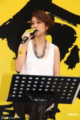 组图：谢安琪恶搞自己歌曲 古巨基献唱为黎耀祥庆生