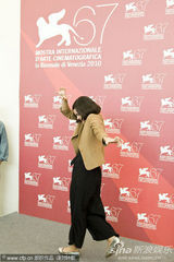 高清：《无果之路》媒体会 索萨蒙露甜笑和导演密语