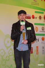 组图：陈法拉不与刘璇争戏份 黄浩然要进产房陪太太