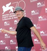 组图：《狼溪2》发布会 导演林恩狼奔头抢眼