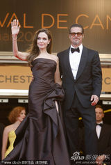 高清组图：《生命之树》首映 朱莉皮特亮相秀恩爱