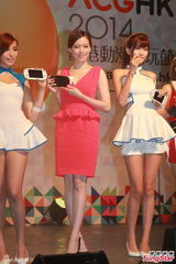 组图：陈敏之秀玲珑身段 否认光顾妇科圣手