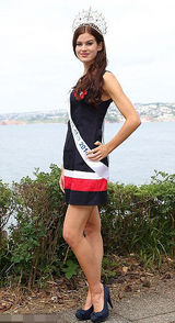 组图：剑桥24岁医科学生摘得英国小姐桂冠