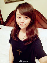 组图：美女支教老师撞脸陈意涵 获赞人美心更美