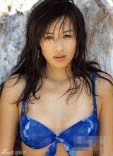 [青春照相馆]44岁钟丽缇旧照:性感尤物诱惑难挡