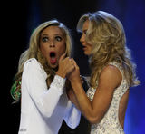 组图：2015美国小姐出炉 22岁纽约女孩夺冠