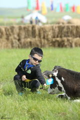 组图：“爸爸之夜”收视领航 星爸萌娃总动员