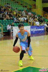 组图：方力申张继聪出席慈善篮球赛