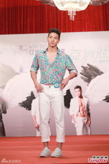 组图：18位准亚洲先生首亮相记者会