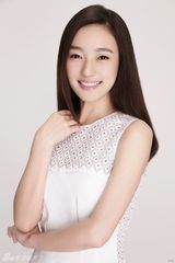 组图：焦俊艳最新大片曝光 油画质感宛若仙子