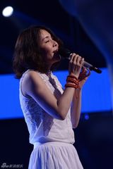 组图：《好声音》导师争抢最后名额 上演复活战