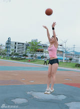 组图：F罩杯女神绫濑遥篮球写真活力四射秀巨波