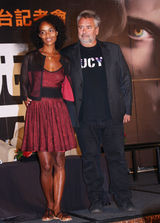 组图：吕克-贝松称极爱文字创作 艺术无国界