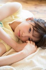 组图：日本16岁嫩模走红 气质清纯酷似新垣结衣