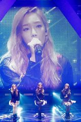 独家：少女时代TTS热辣献唱 下叉劈腿秀舞功