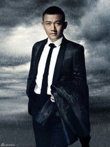 组图：聂远封面大片曝光 尽显硬朗绅士魅力