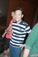 组图：冯小刚鼓励华仔当导演 杨千嬅信任老公