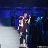 组图：陈奕迅北京忘情开唱 忘词吐舌打滚卖萌