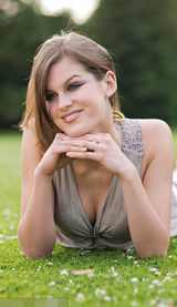 组图：剑桥24岁医科学生摘得英国小姐桂冠