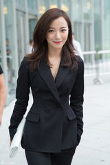 组图:景甜王珞丹窦骁等明星出席时尚活动