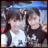 组图：复旦双胞胎姐妹花走红 清纯可爱电晕宅男