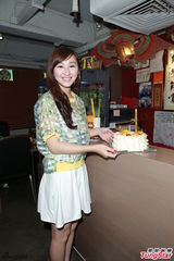 组图：佘诗曼替林峰开心 高海宁被恶搞尴尬