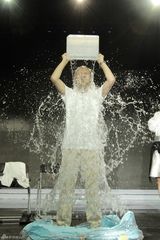 组图：邓超不怕娘娘发威吐槽孙俪 现场战冰桶