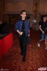 组图：林宥嘉疑为女友献歌 Hebe否认是金曲遗珠