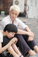 组图：《有一天》周迅献唱 12明星0片酬出演