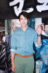 独家：韩影《群盗》试映会 姜东元河正宇等出席