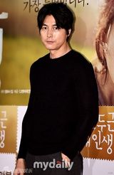 组图：《忐忑人生》郑雨盛等众星助阵试映会