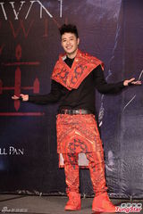 组图：潘玮柏自创激速舞 模仿打呼不怕金钟魔咒