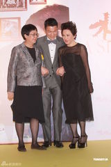 组图：《桃姐》慈善首映众星璀璨 刘德华不担心票房