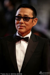 组图：戛纳Day7图片精选 巩俐落泪男神女神驾到