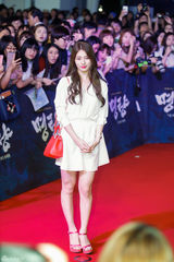 组图：朴有天李钟硕秀智等助阵《鸣梁》