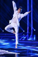 组图：秦海璐获封“情感专家” 欲与乐嘉争饭碗