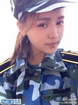 组图：昌大校花张冰婧曝清纯照 浓眉大眼爱卖萌