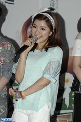 组图：《花样年华》曾轶可杨紫【演员】浇大粪打闹遭溅