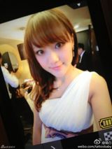 组图：王学兵有爱亲子照曝光 三婚娇妻童颜靓丽