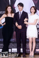 组图：《诱惑》权相佑崔智友隔十一年重逢