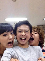 组图：报告！《金田一》中发现可爱正太一枚