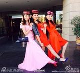 组图：新疆反恐前线美女特警走红 被赞美得冒泡