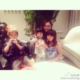 组图：韩庚黄磊等为曹格儿子庆生 张歆艺爱姐姐