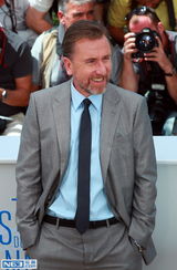 组图：《摩纳哥王妃》发布会 妮可基德曼献飞吻