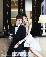 组图：SJ东海黑白写真 深邃眼神诱惑十足