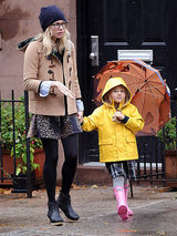 幻灯：洛佩兹出席《就是这样》首映 休杰克曼搞慈善